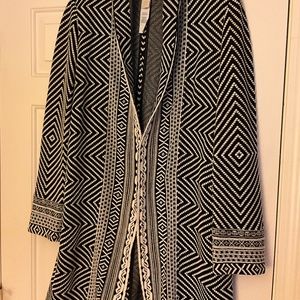 Chico’s Size 1 Long Comfy Blazer